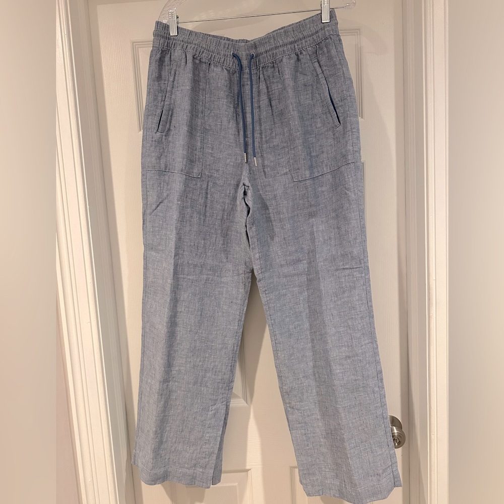 Athleta Retreat Linen High Rise Pant, Size 10, Chambray / Light Blue.